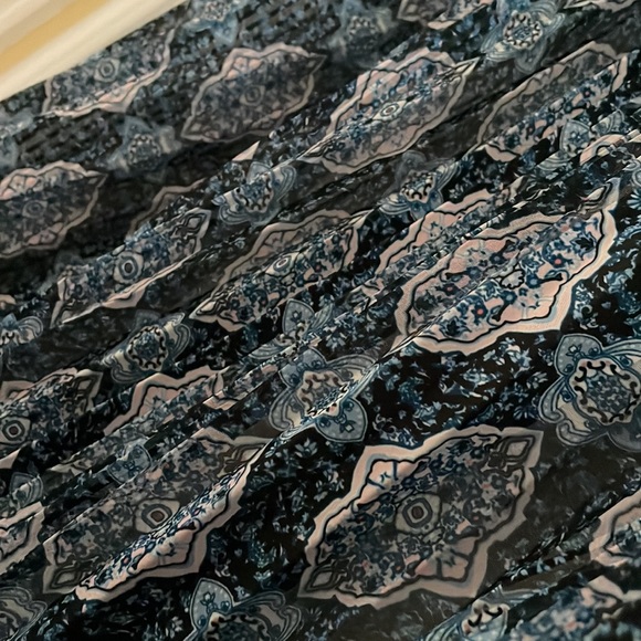 Tahari Blue and Black Midi Skirt - Picture 6 of 7